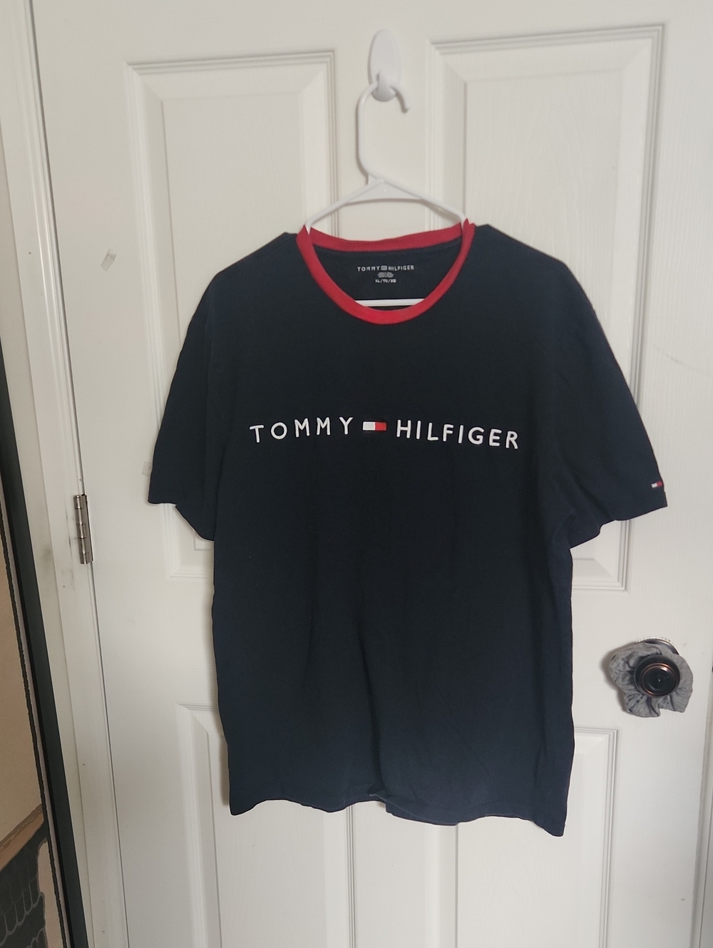Tommy Hilfiger Navy Short-Sleeve Logo Tee with Red Trim